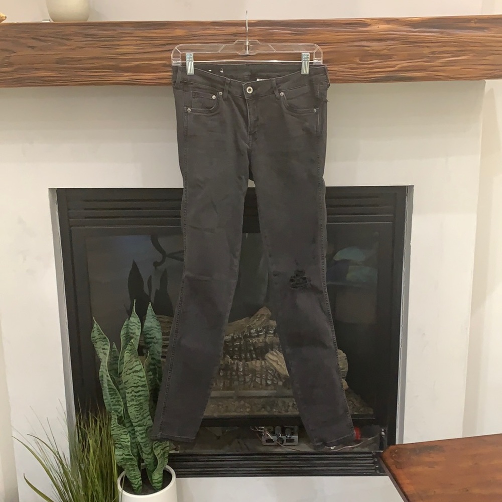 {H&M-&Denim}Woman’s Sz30/32 Super Skinny Low waist Faded BlkdistressedJeans